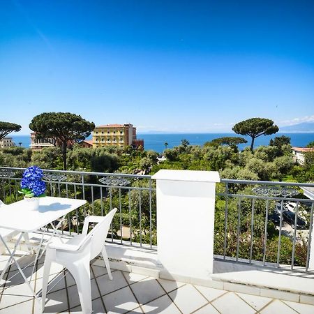 Maison Fabrizia Sorrento Bagian luar foto