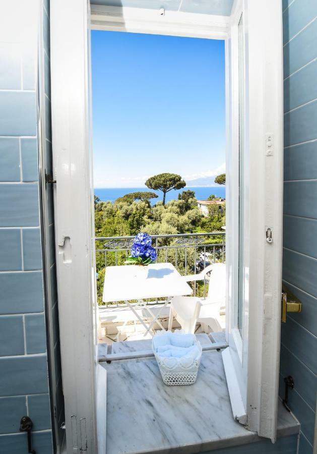 Maison Fabrizia Sorrento Bagian luar foto